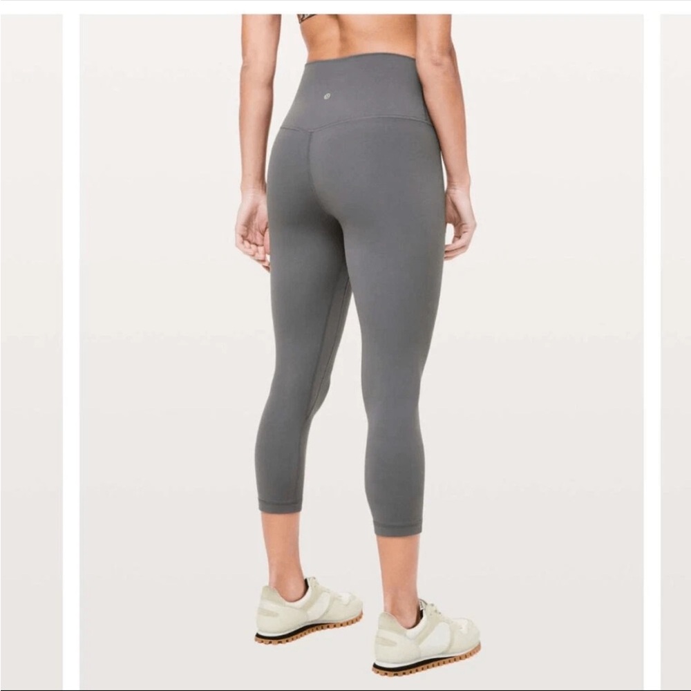 Lululemon Align Crop 21” Womens Size 4 Grey